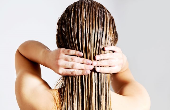 Ways to oil your hair